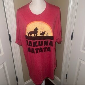 Lion King Hakuna Matata Disney Mens Red Short Sleeve T-Shirt Size 2XL